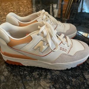 New Balance 550